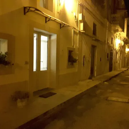 Sassi Sedicidiciotto Apartment Matera Exterior photo